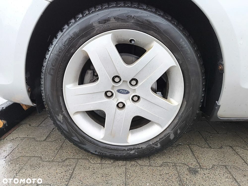 Ford Focus 1.6 Ti-VCT Style - 29