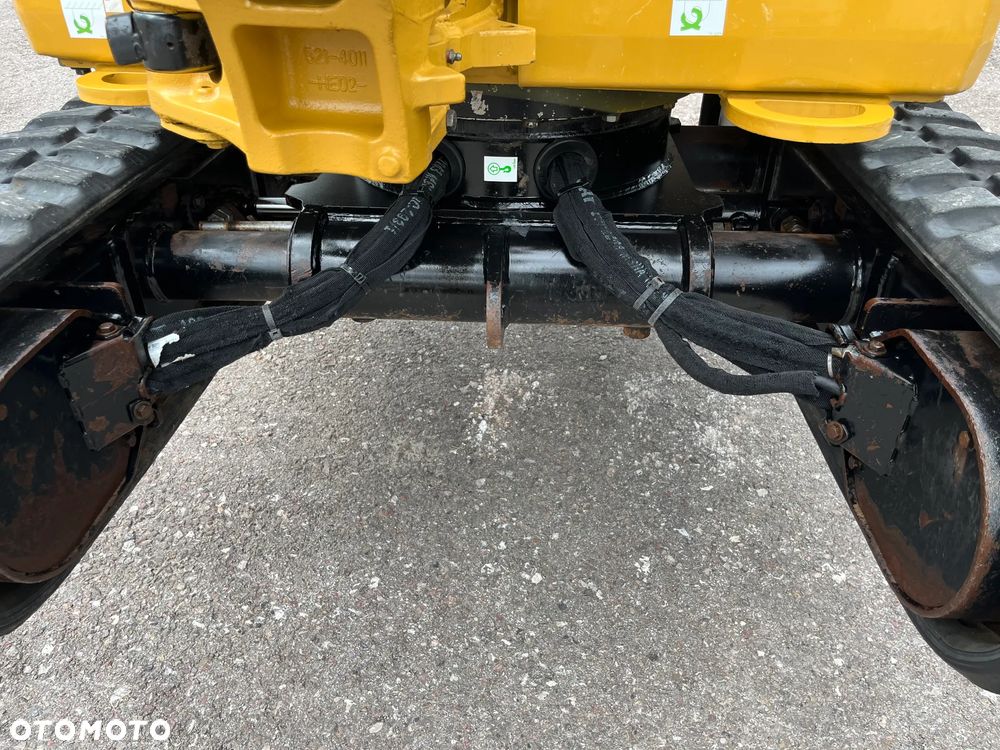 Caterpillar 301.8 - 11