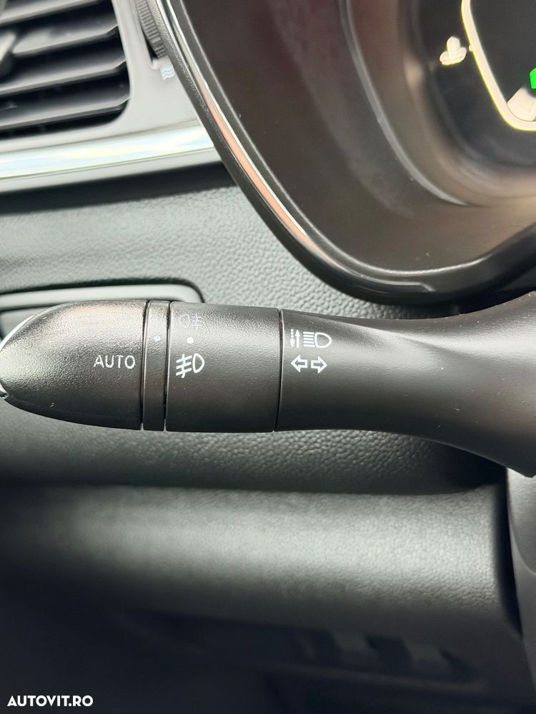 Renault Kadjar Energy dCi 130 Bose Edition - 26