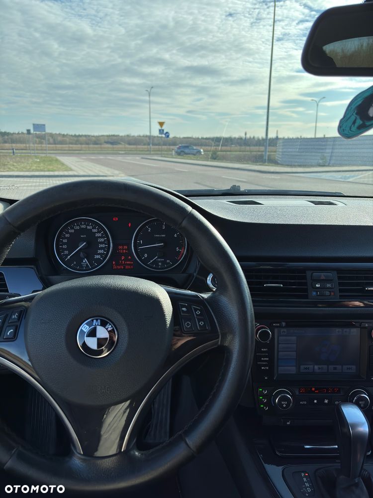 BMW Seria 3 330d - 18