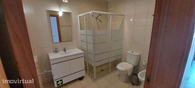 Casa para alugar ao ano - Grande imagem: 4/10