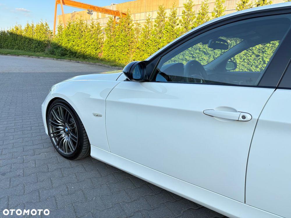 BMW Seria 3 335i - 27