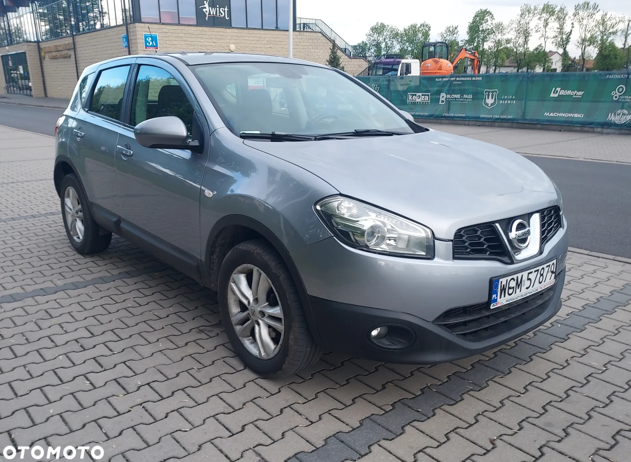 Nissan Qashqai - 2