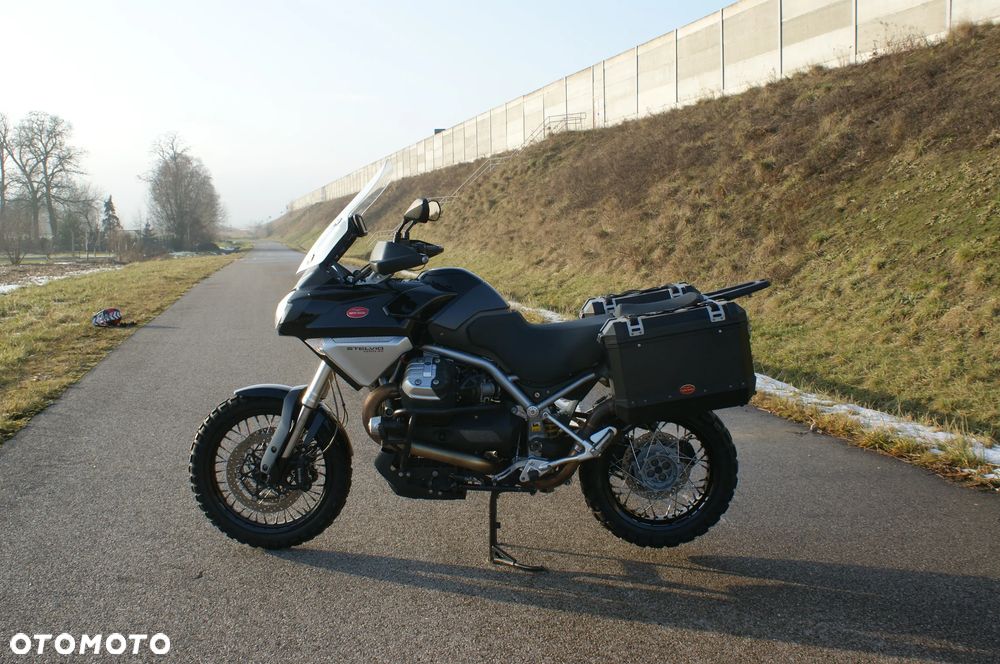 Moto Guzzi Stelvio - 8