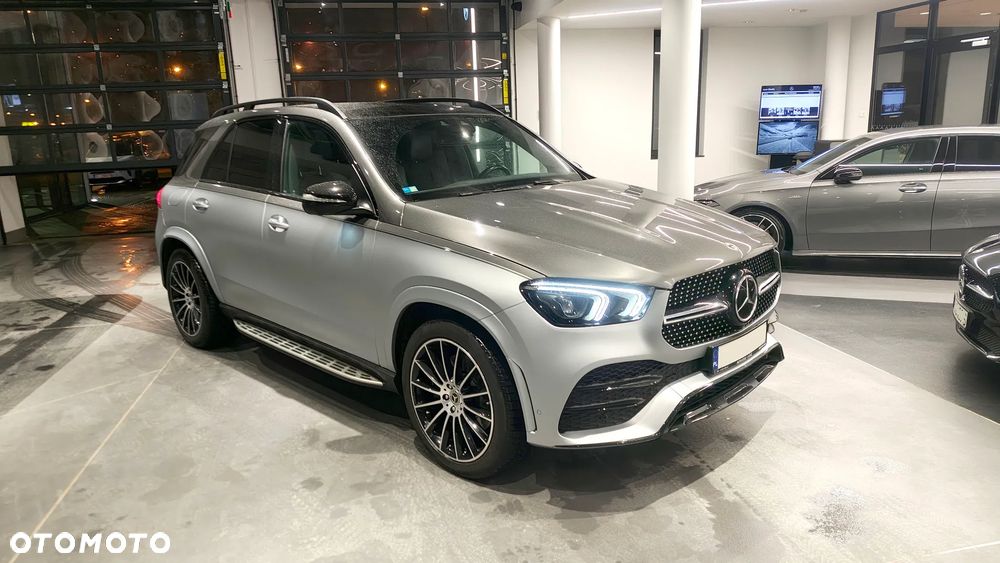 Mercedes-Benz GLE - 1