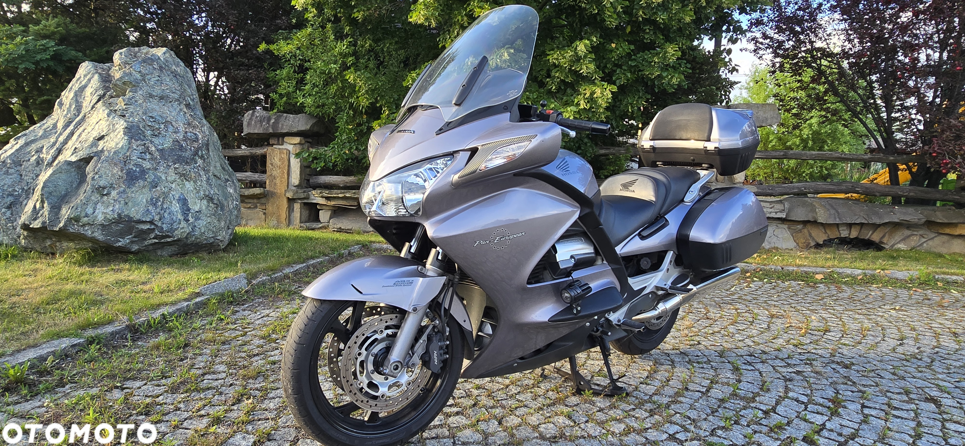 Honda ST - 7