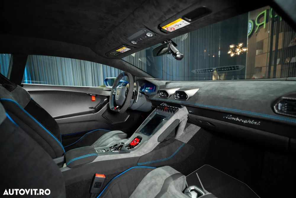 Lamborghini Huracan - 36