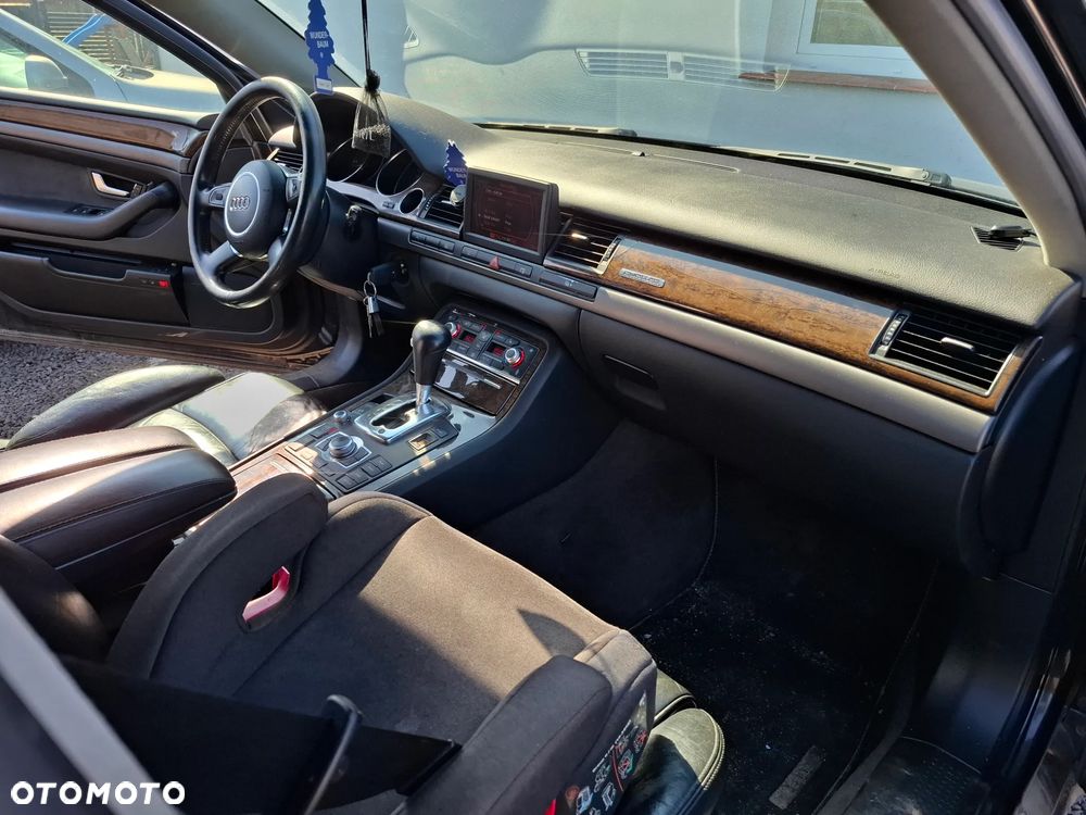 Audi A8 - 9