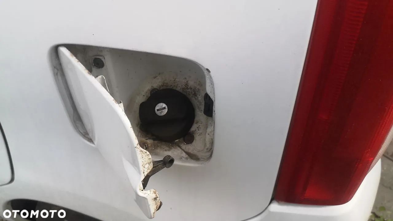 KAROSERIA DRZWI BŁOTNIK REFLEKTOR ZDERZAK OPEL AGILA BIAŁA + ELEMENT ŻÓŁTE I ZIELONE - 13