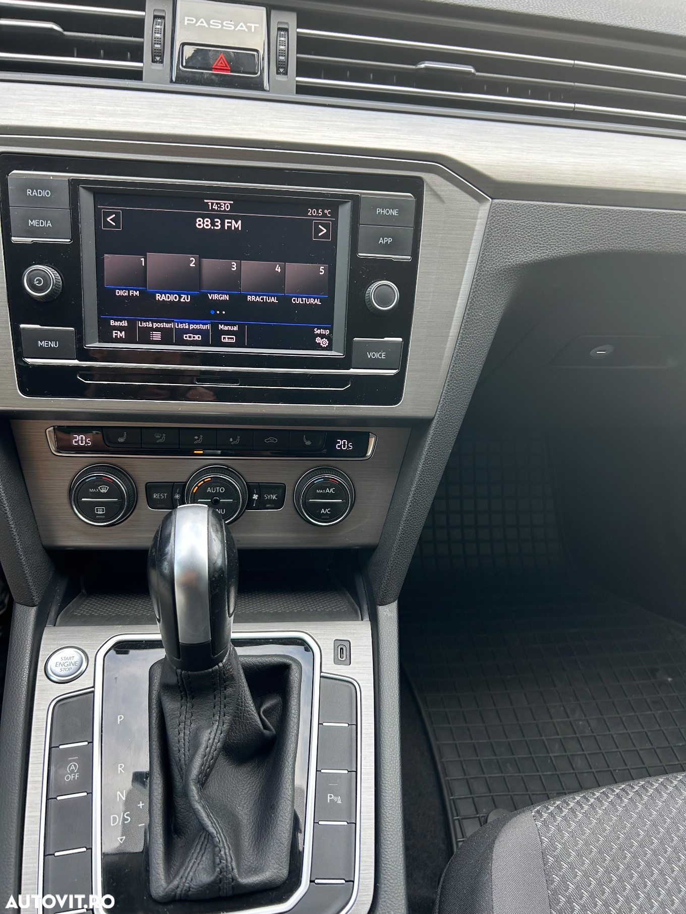 Volkswagen Passat - 12