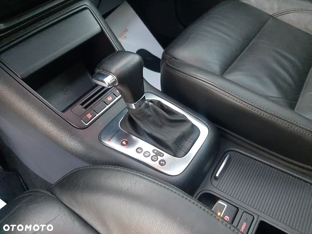 Volkswagen Tiguan 2.0 TDI 4Mot Sport DSG - 18