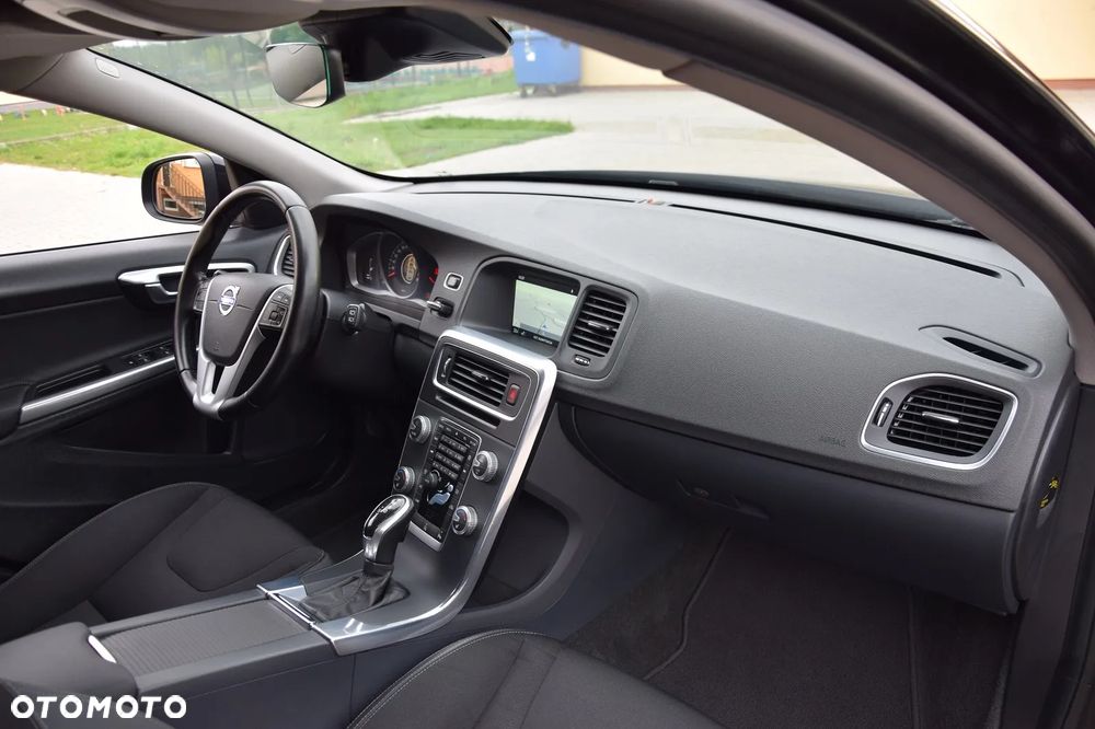Volvo V60 - 19