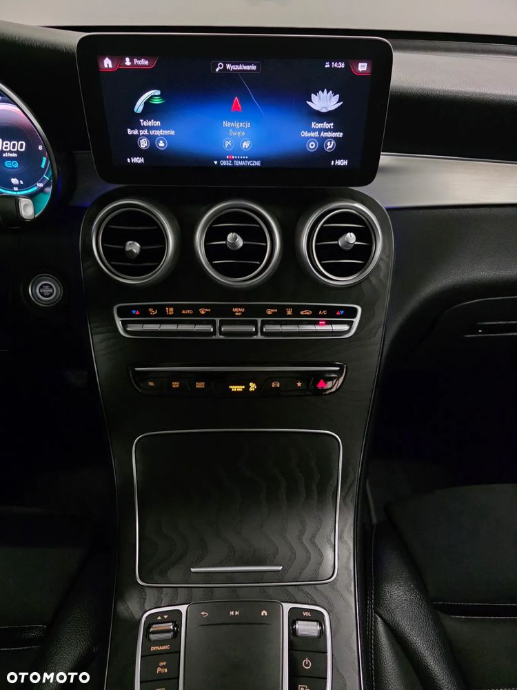 Mercedes-Benz GLC 300 de 4Matic 9G-TRONIC AMG Line Plus - 14