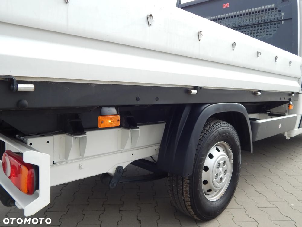 Peugeot Boxer_7-Osobowy_Max-rama_skrzynia_paka - 33