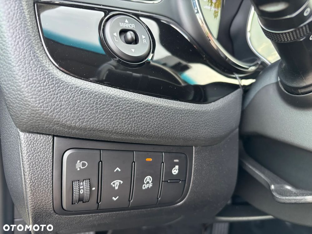 Kia Ceed 1.6 CRDi 128 ISG Dream Team Edition - 27