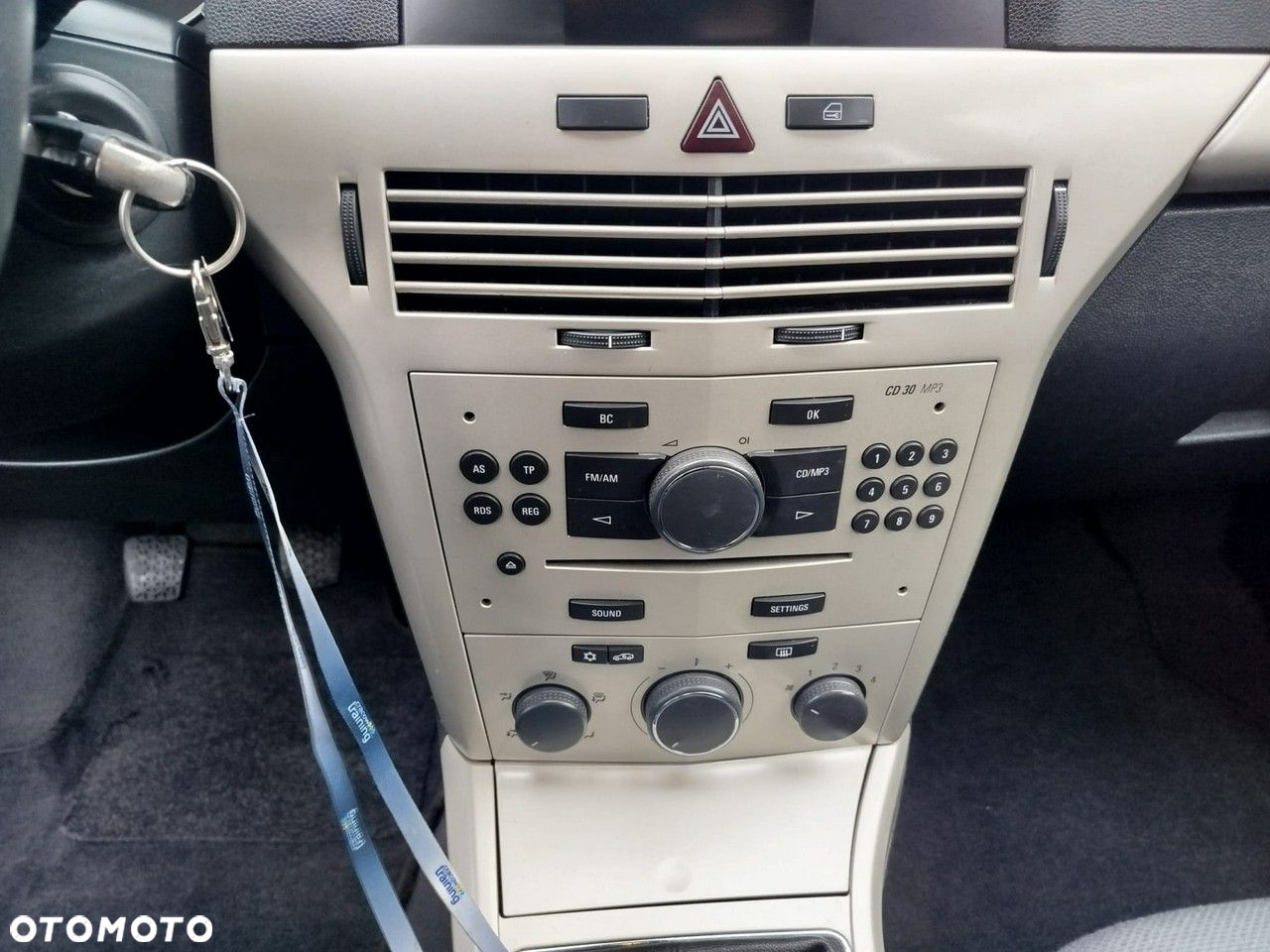 Opel Astra 1.6 Elegance - 11