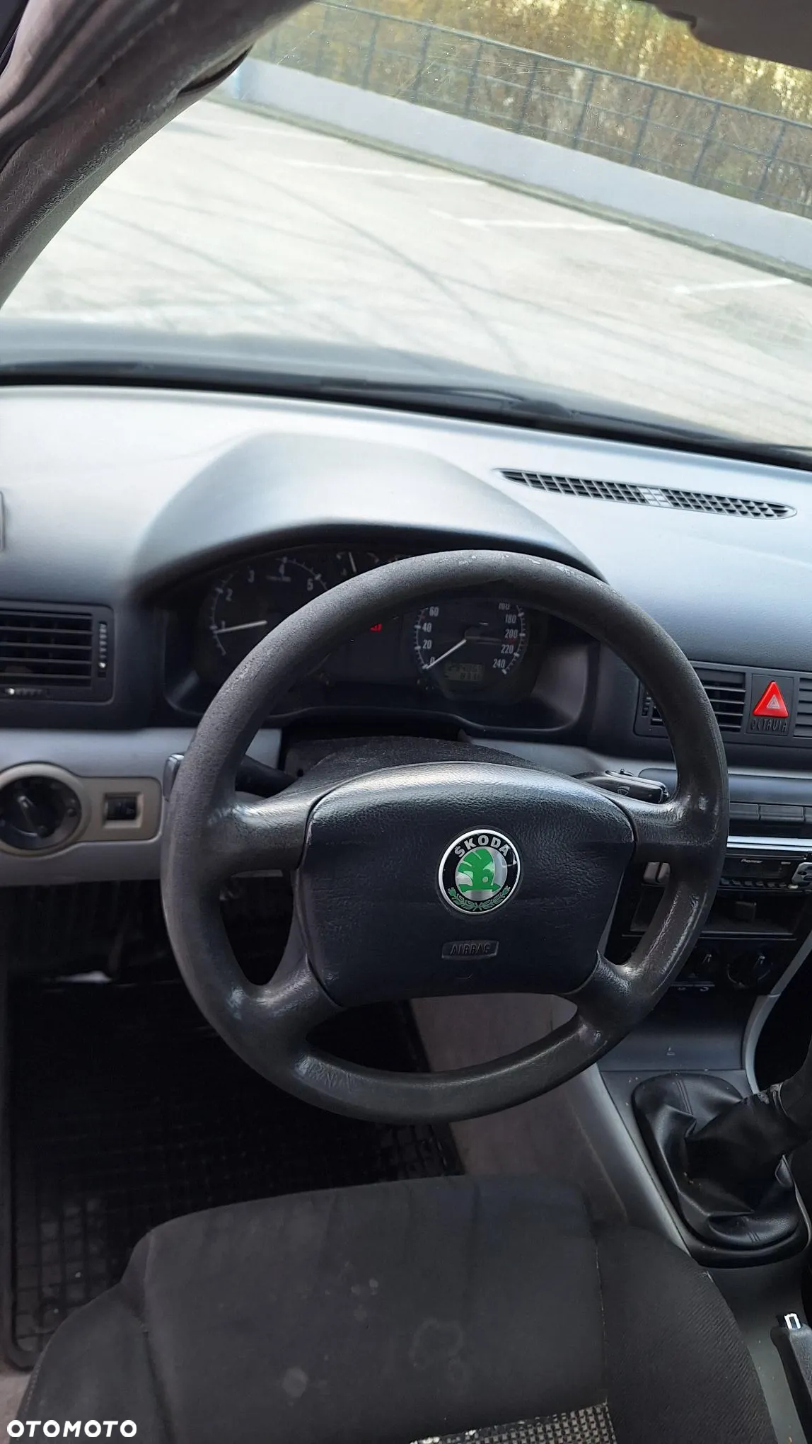 Skoda Octavia 1.8T Elegance - 12