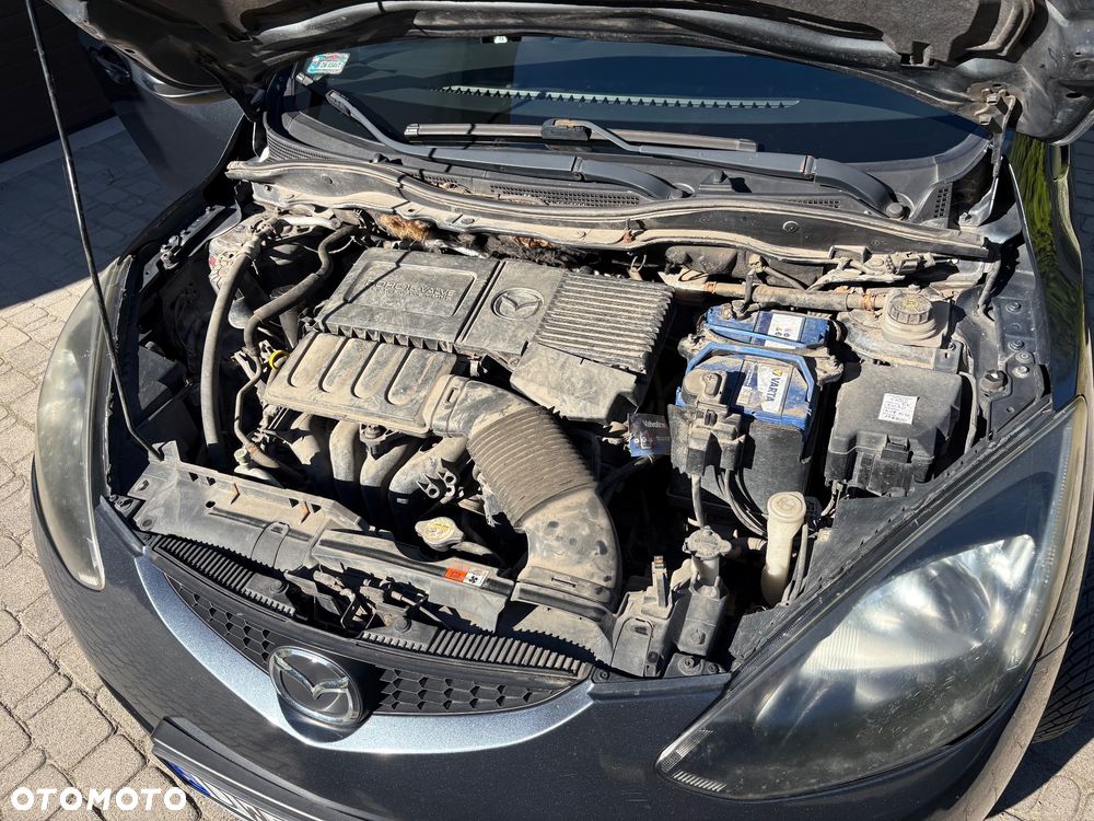 Mazda 2 - 23