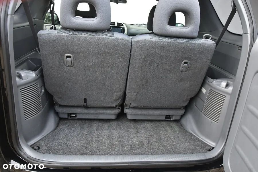 Toyota RAV4 2.0 VVT-i Sol - 17