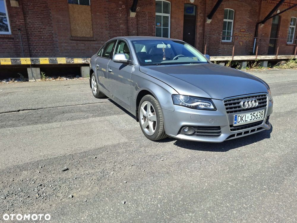Audi A4 Limousine - 2
