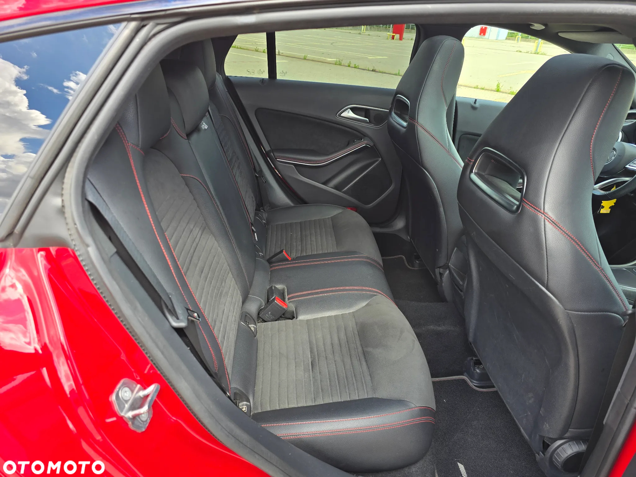 Mercedes-Benz CLA 180 7G-DCT AMG Line - 21
