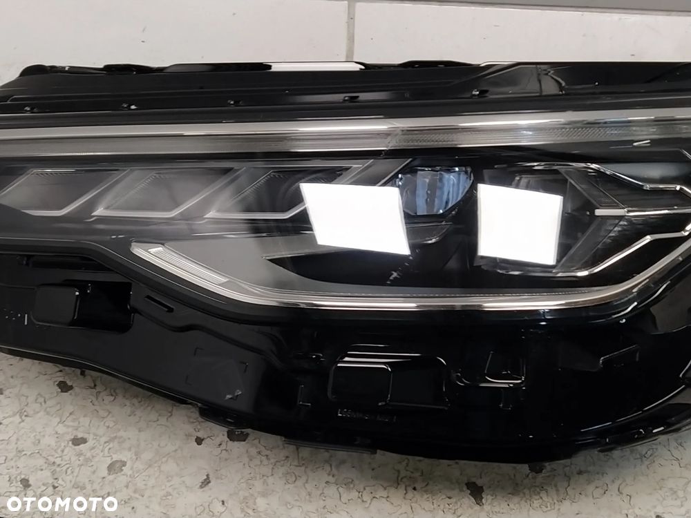 VW GOLF 8 VIII LIFT 2024- LAMPA REFLEKTOR PRZÓD PRZEDNI LED IQ LIGHT SREBRNY ŚRODEK LEWA PRZETWORNICA ORYGINAŁ - 35