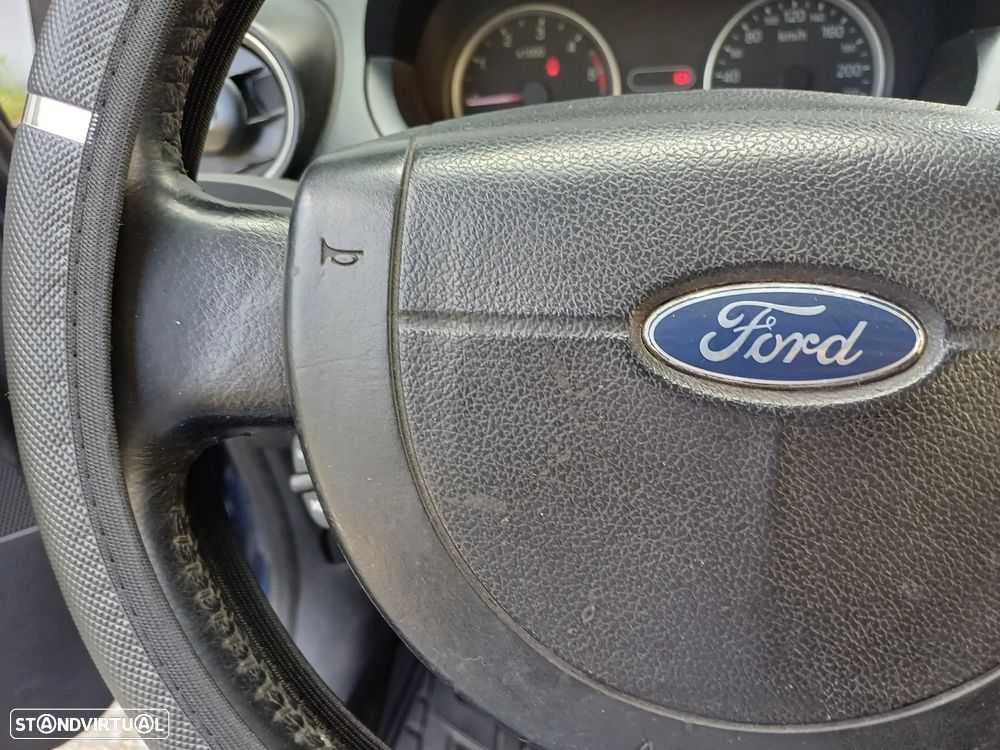 Ford FIESTA 1.4 TDCI VAN - 80 CV - POSSIBILIDADE DE CRÉDITO - 23