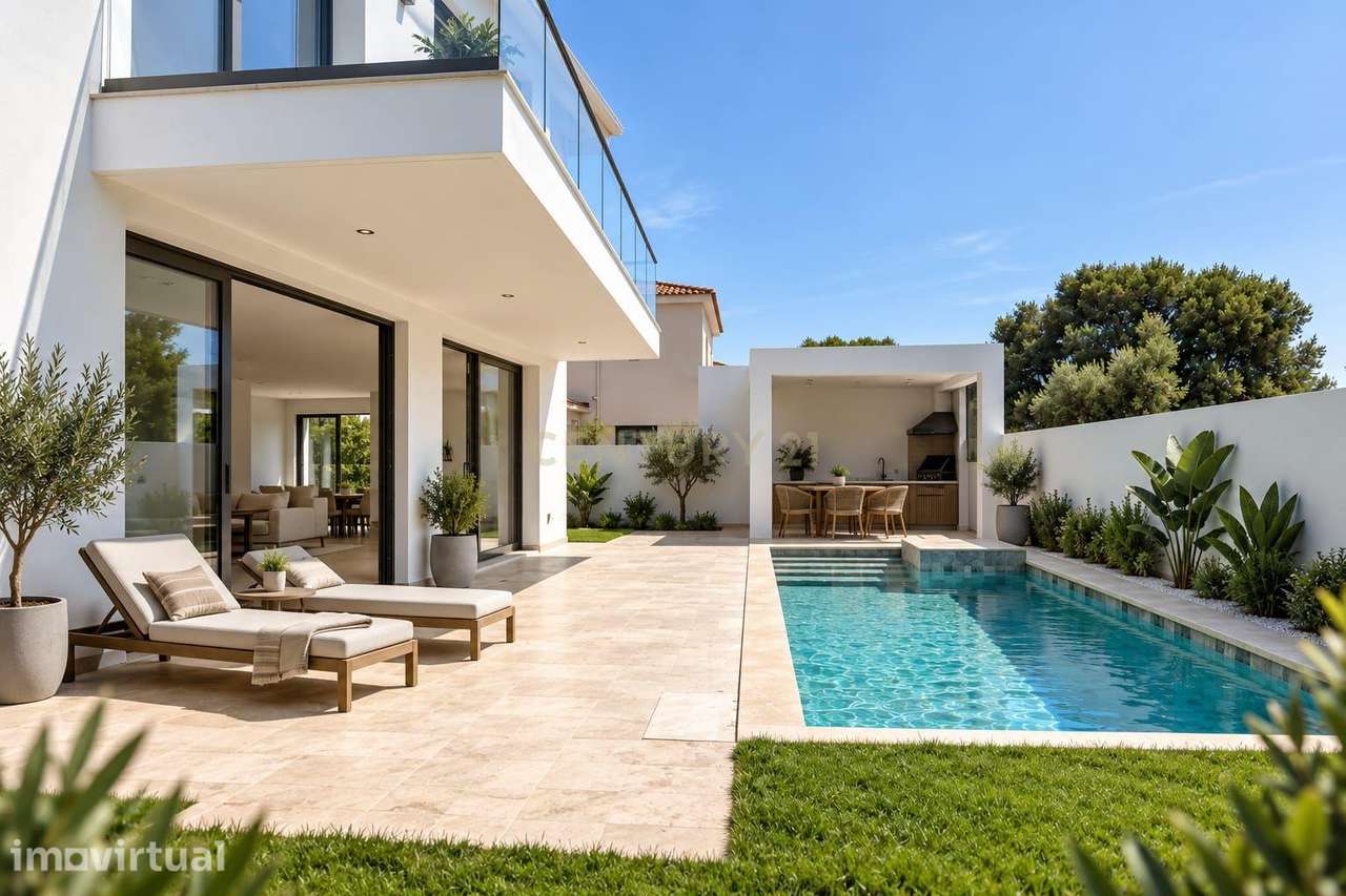 Moradia T3 + 1 (sótão),  piscina, jardim, garagem para 2/3 carros em M