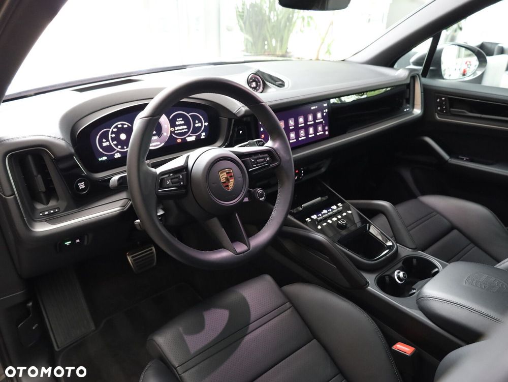 Porsche Cayenne - 8