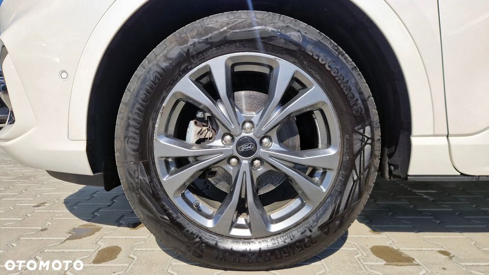 Ford Kuga 2.5 FHEV FWD ST-Line - 25