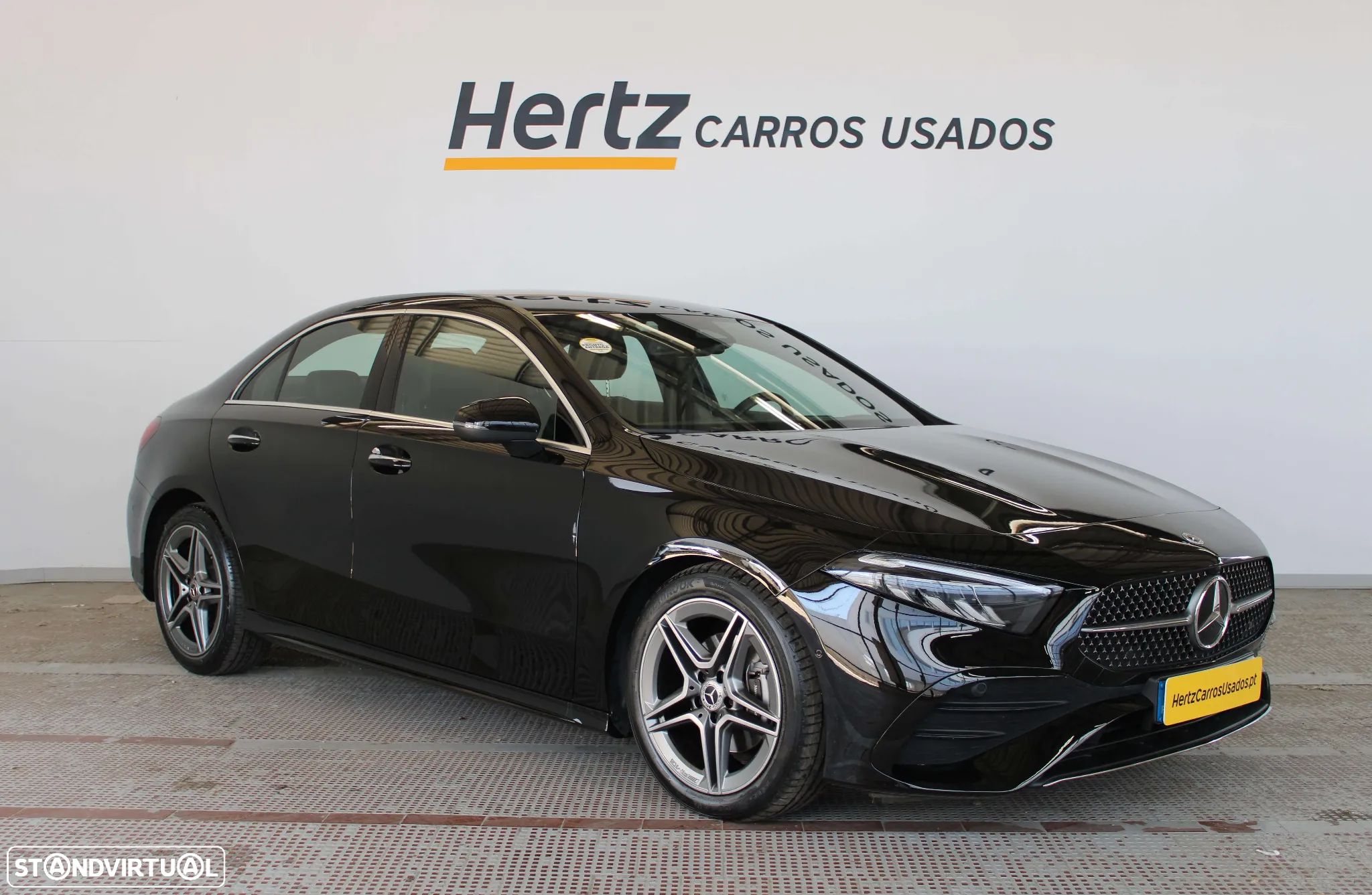 Mercedes-Benz A 200 Limousine AMG Line Aut. - 1