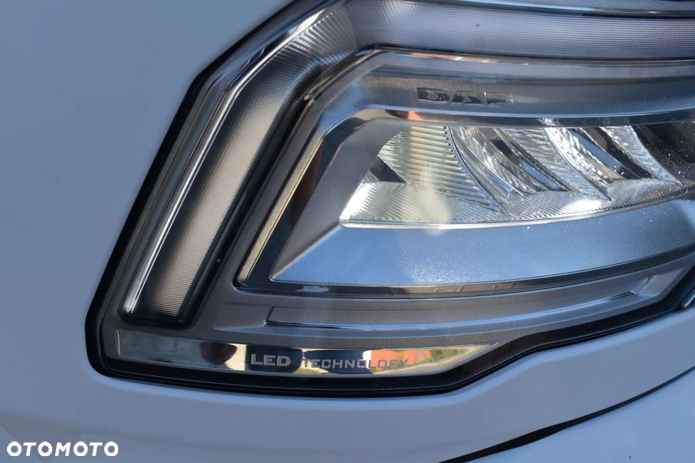 DAF XG480 //KLIMA POSTOJOWA X2 // ACC // PCC // ZABUDOWY // FULL LED // 2X FOTEL PNEUMATYCZNY // PREMIUM DAF AUDIO // - 13