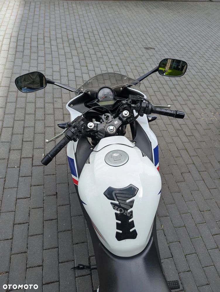 Honda CBR - 6