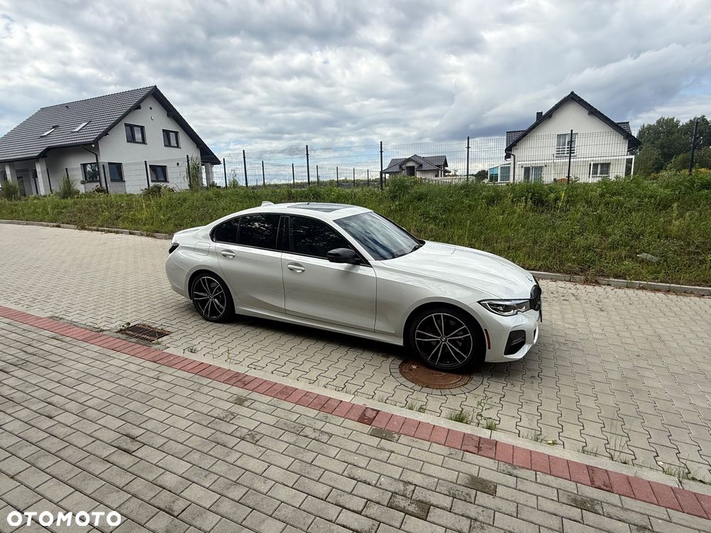 BMW Seria 3 330i M Sport sport - 3