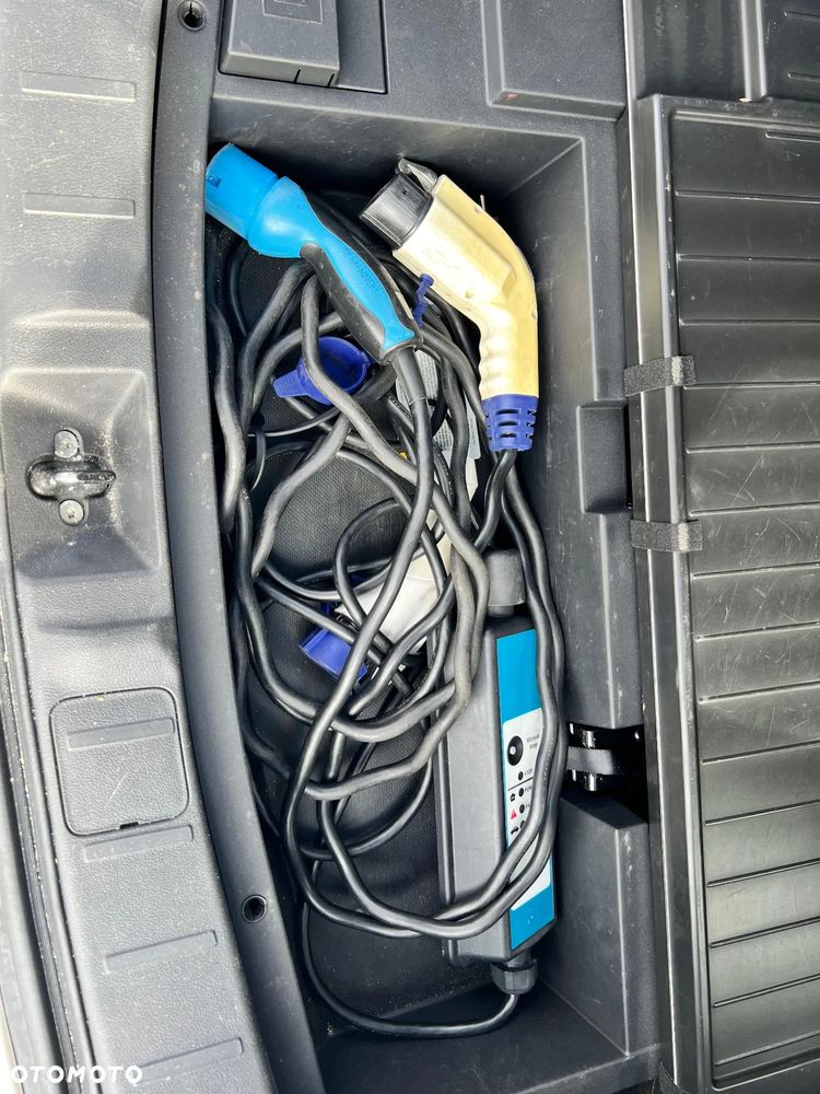 Mitsubishi Outlander 2.0 4WD Plus - 19