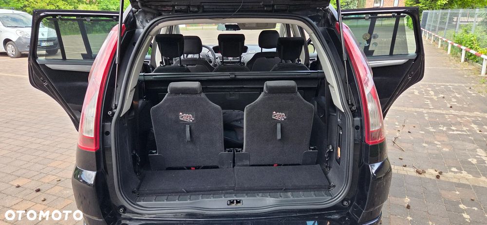 Citroën C4 Grand Picasso 2.0 HDi FAP EGS6 Exclusive - 19
