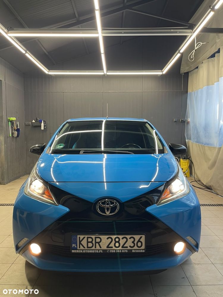Toyota Aygo x-clusiv - 19