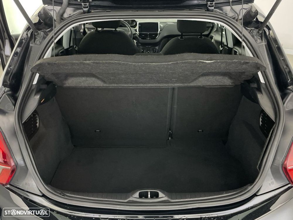 Peugeot 208 1.2 PureTech Active - 13