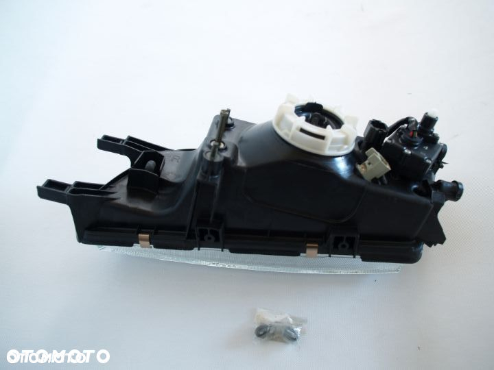 Nissan Almera Reflektor prawy lampa prawa N15 95-98r - 3