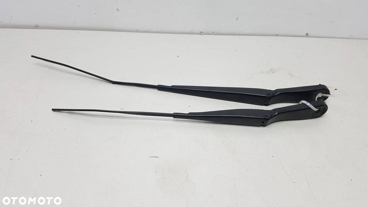 BMW 1 F40 RAMIE WYCIERACZKI PRZÓD PRZEDNIEJ EU - 1
