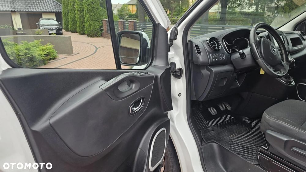 Opel VIVARO - 13