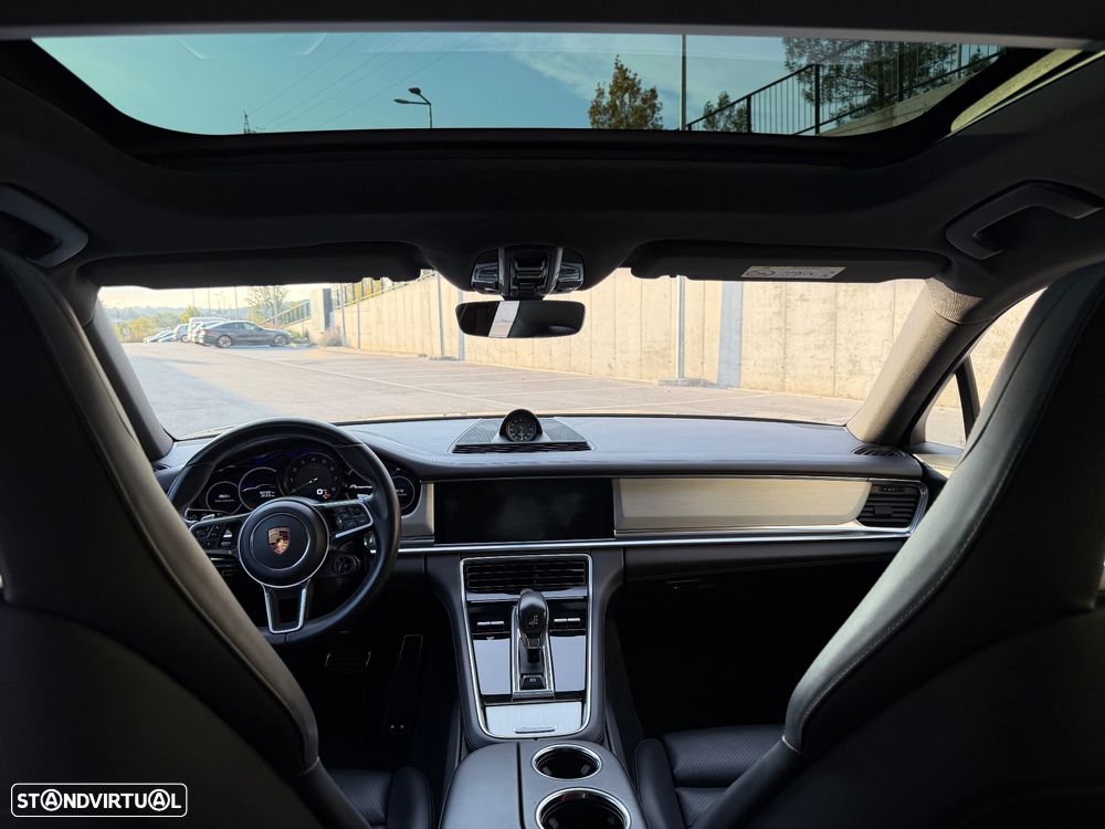Porsche Panamera - 10