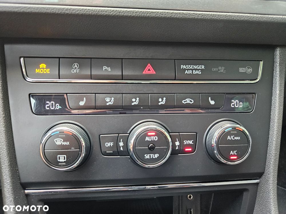 Seat Leon 2.0 TDI FR S&S DSG - 24