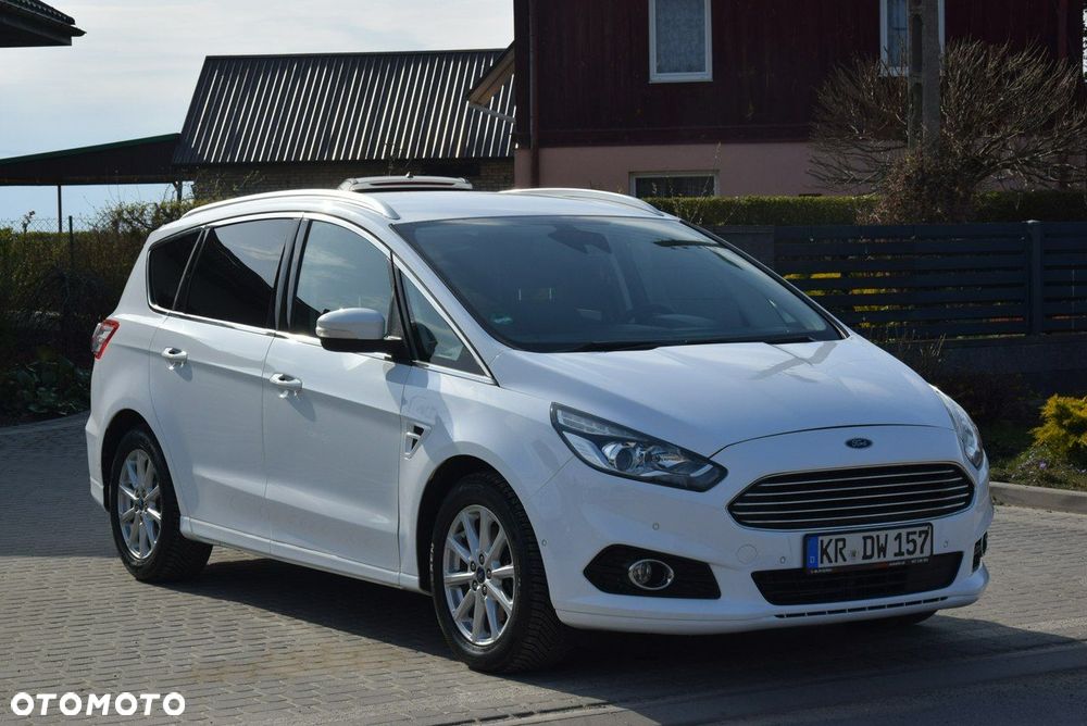 Ford S-Max 2.0 TDCi Titanium - 4