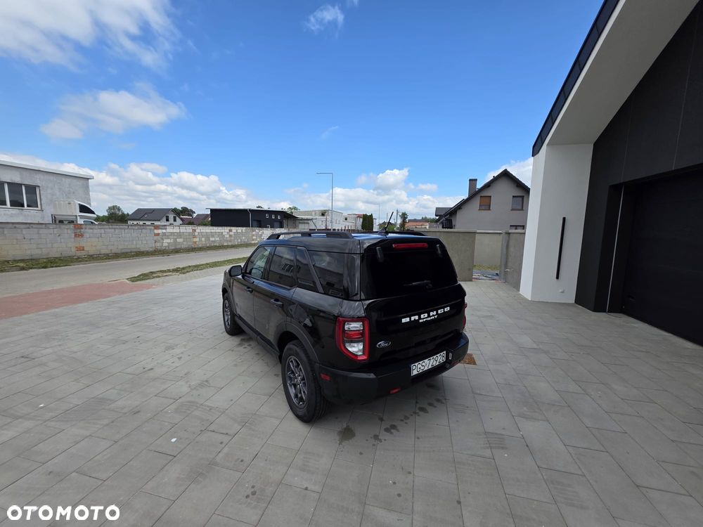 Ford Bronco - 5
