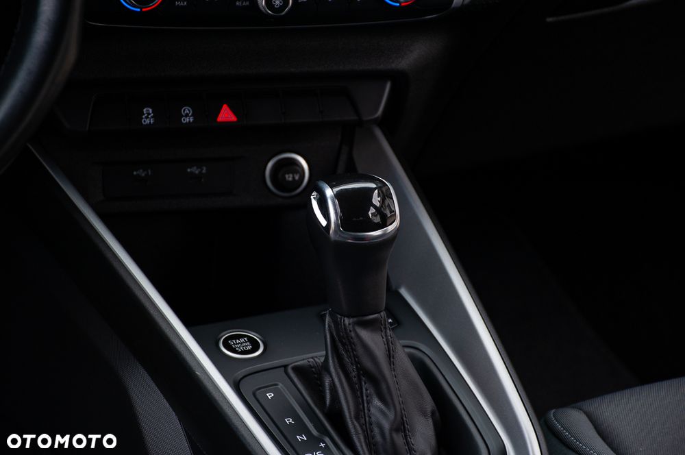 Audi A1 Sportback 35 TFSI S tronic S line - 33