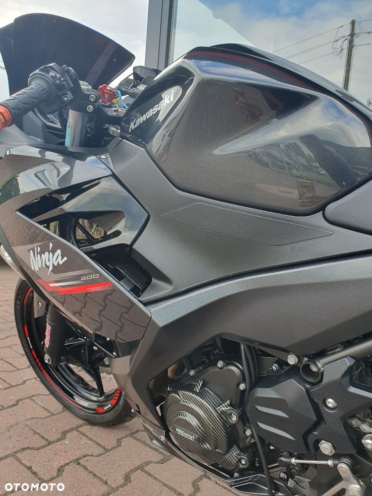 Kawasaki Ninja 400 - 35