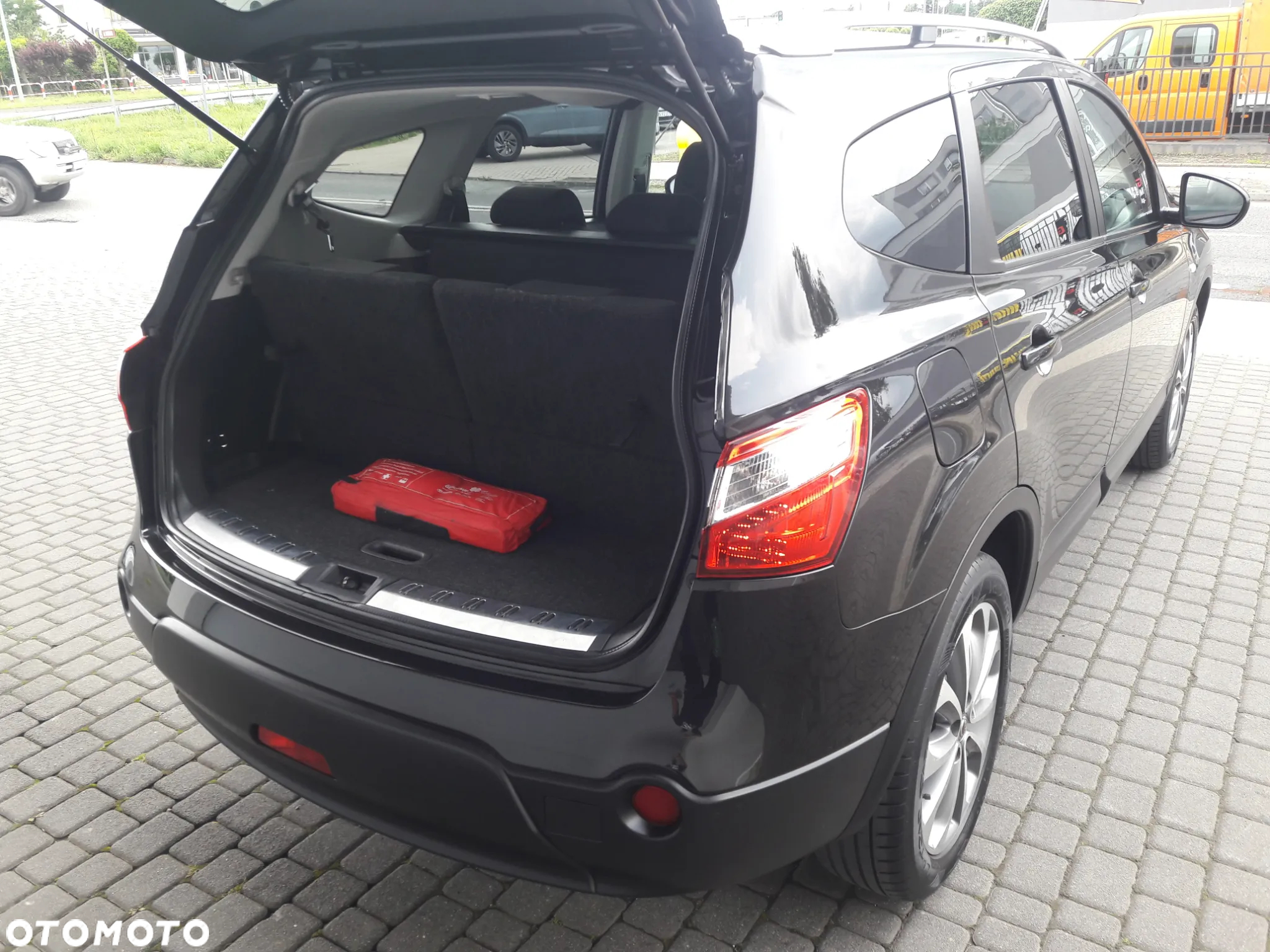 Nissan Qashqai+2 2.0 Tekna - 33