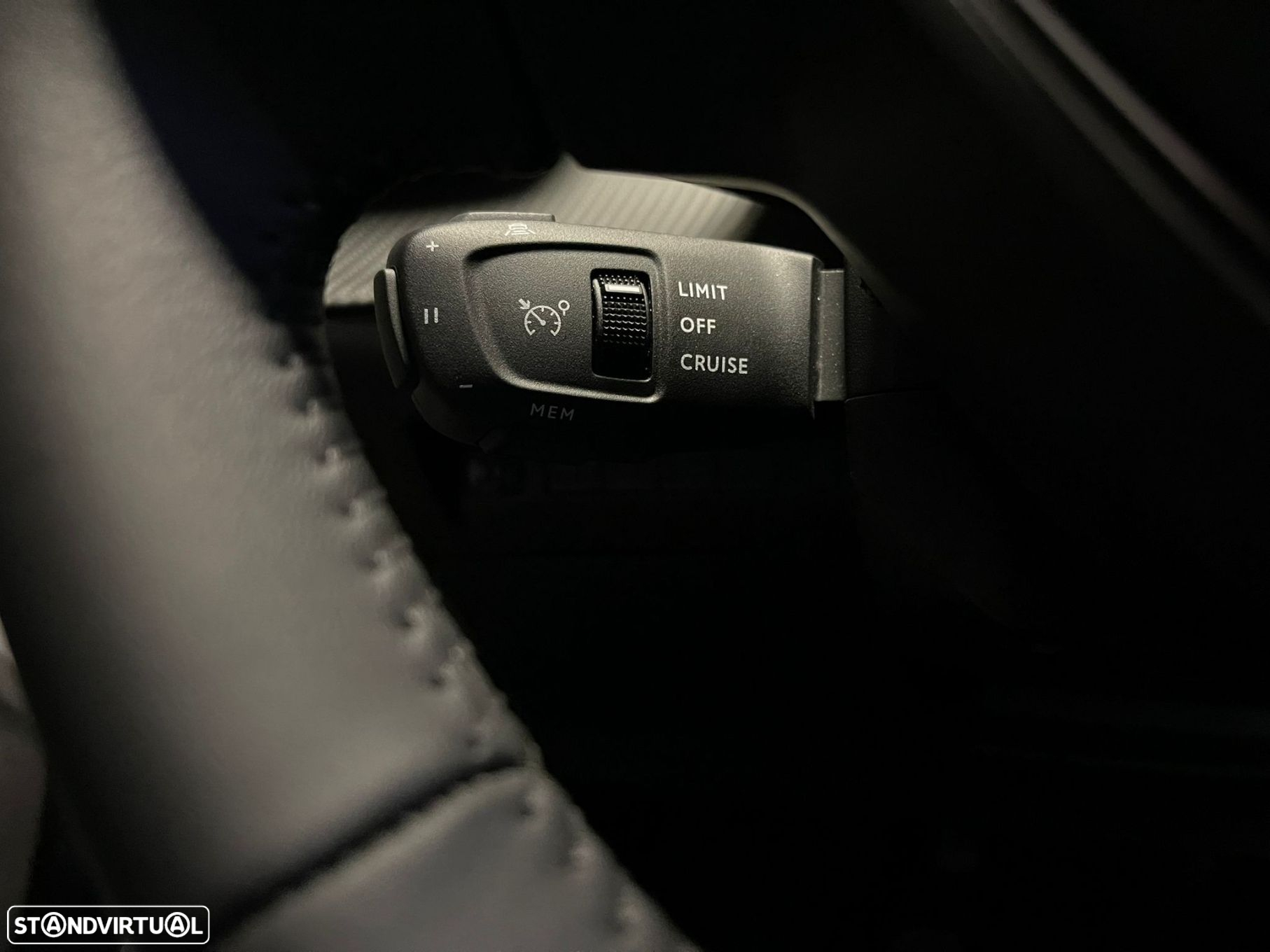 Peugeot 2008 - 10