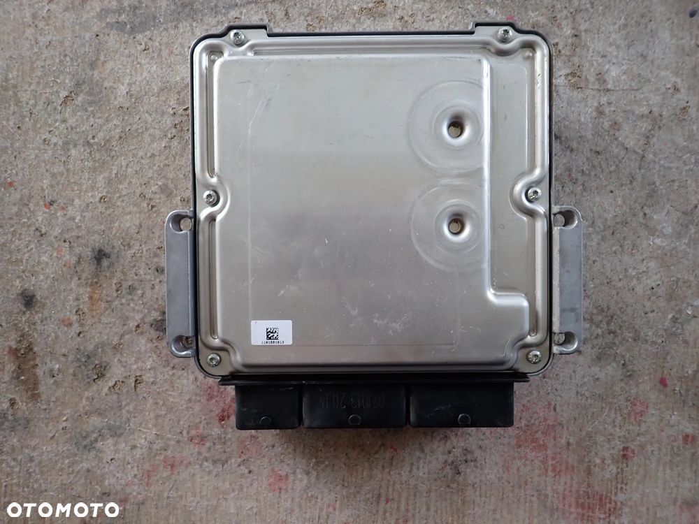 RENAULT CLIO IV STEROWNIK SILNIKA KOMPUTER 237102747R - 2